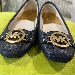 MK navy blue flat 6.5